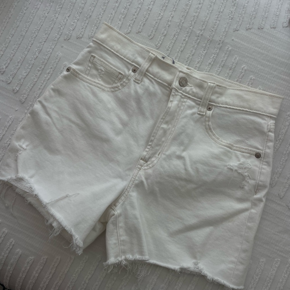 GAP Vintage style White Denim shorts